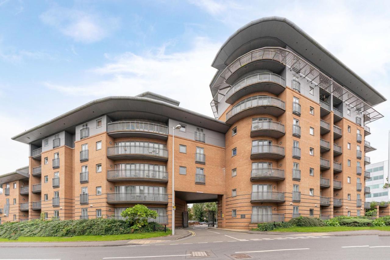 Riley House Spacious City Apartment Coventry Exterior foto