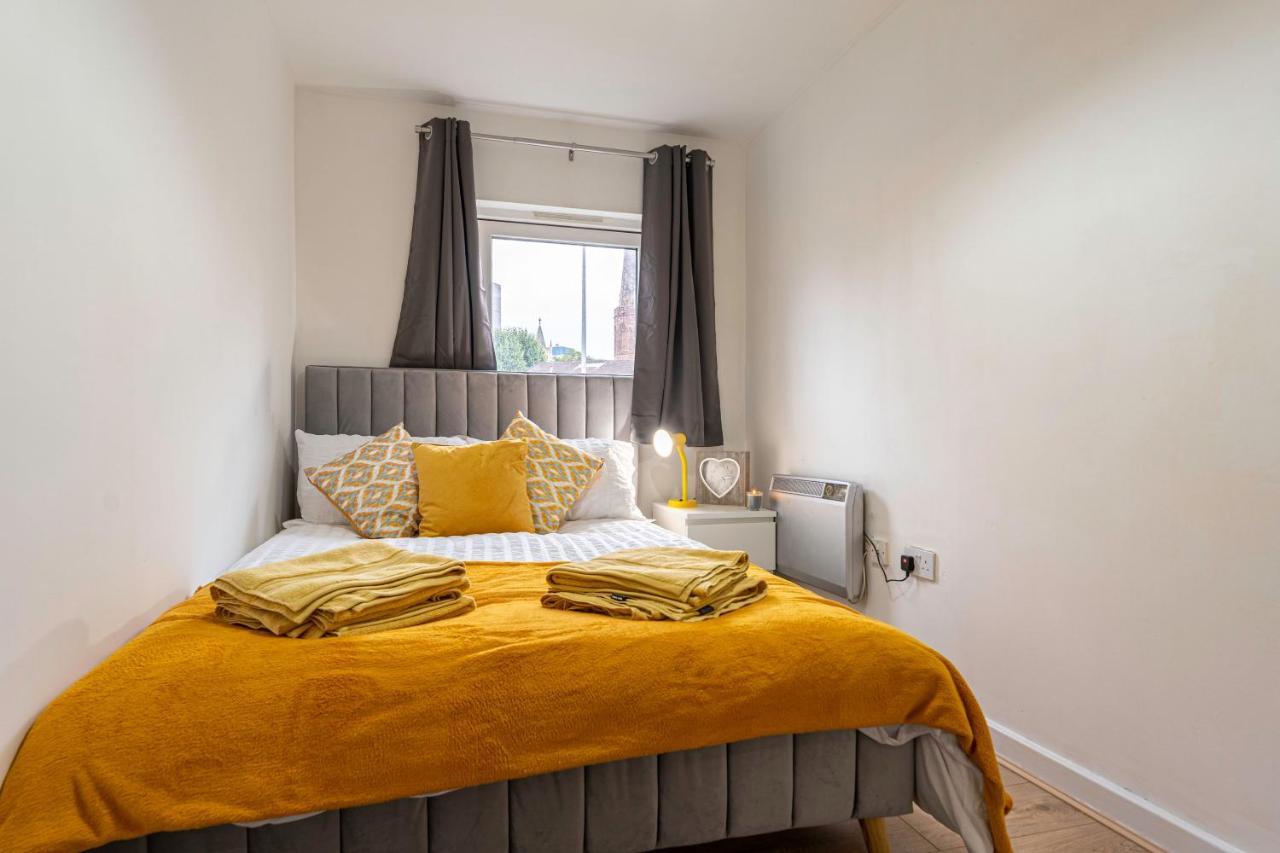 Riley House Spacious City Apartment Coventry Exterior foto